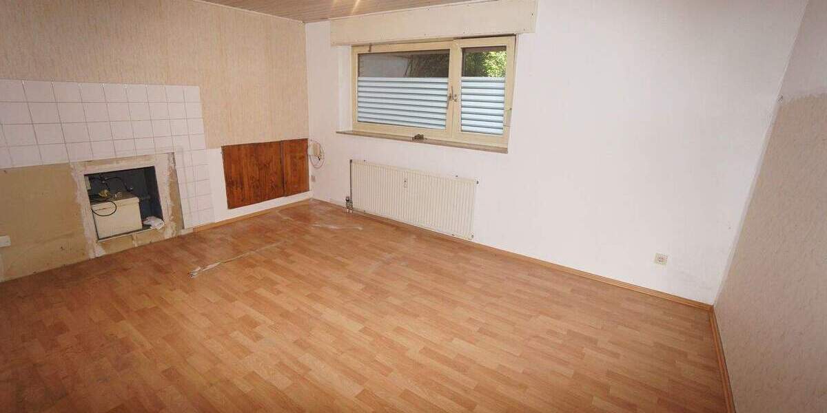 Etagenwohnung Neukirchen-Vluyn Neukirchen - 5 Zimmer, 89 m&sup2;, 195.000&euro; | Angebot:25191027