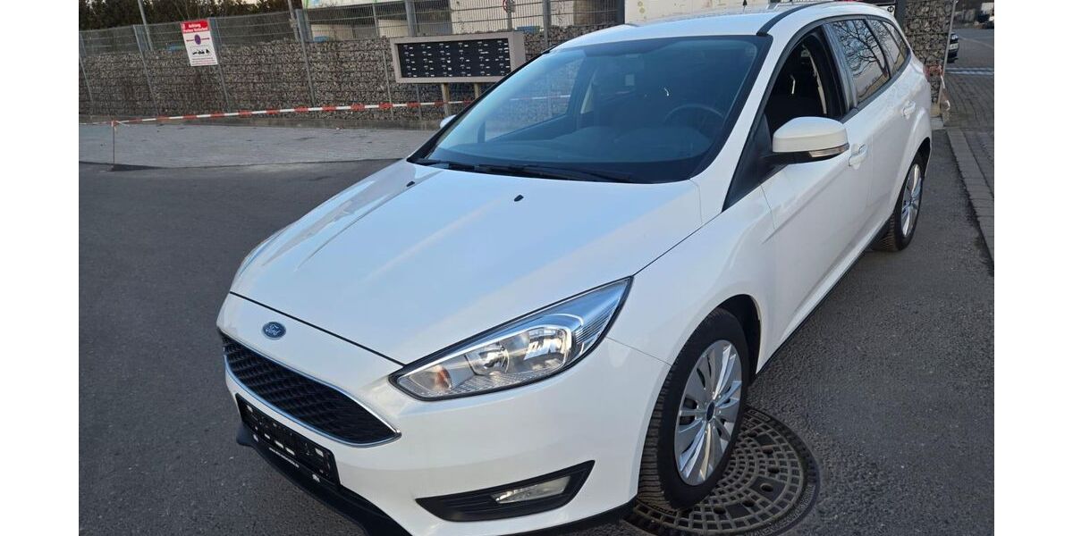 Ford Focus 88.000 km 8.590 &euro; Gelsenkirchen 45884