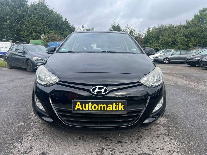 i20