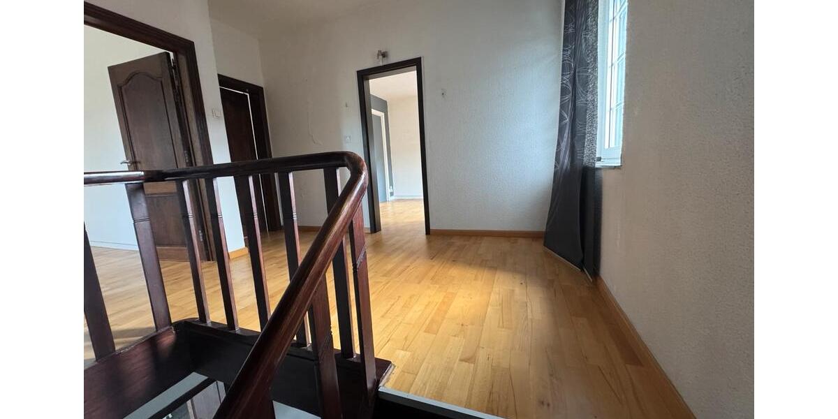 Einfamilienhaus Krefeld Benrad - 8 Zimmer, 173 m&sup2;, 459.000&euro; | Angebot:26907613