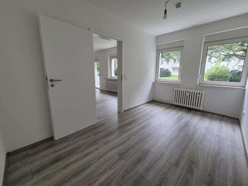 Helle 4-Zimmer-Wohnung mit Balkon! zimmer