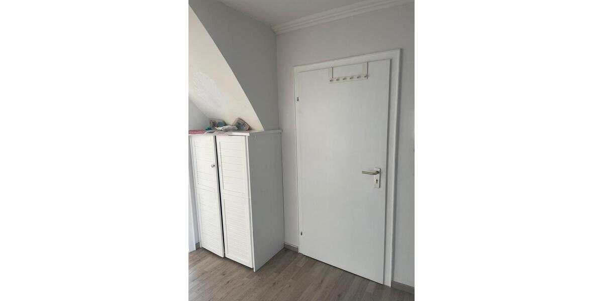 Etagenwohnung Duisburg Hamborn - 3.5 Zimmer, 75 m&sup2;, 850&euro; | Angebot:26193519