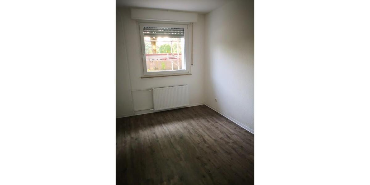 Erdgeschoßwohnung Duisburg Ruhrort - 3 Zimmer, 66 m&sup2;, 558&euro; | Angebot:26334945