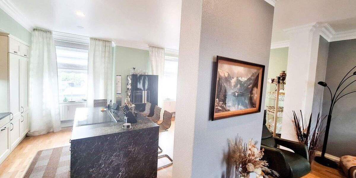 Mehrfamilienhaus, Wohnhaus Krefeld Linn - 8 Zimmer, 204 m&sup2;, 599.000&euro; | Angebot:25755263