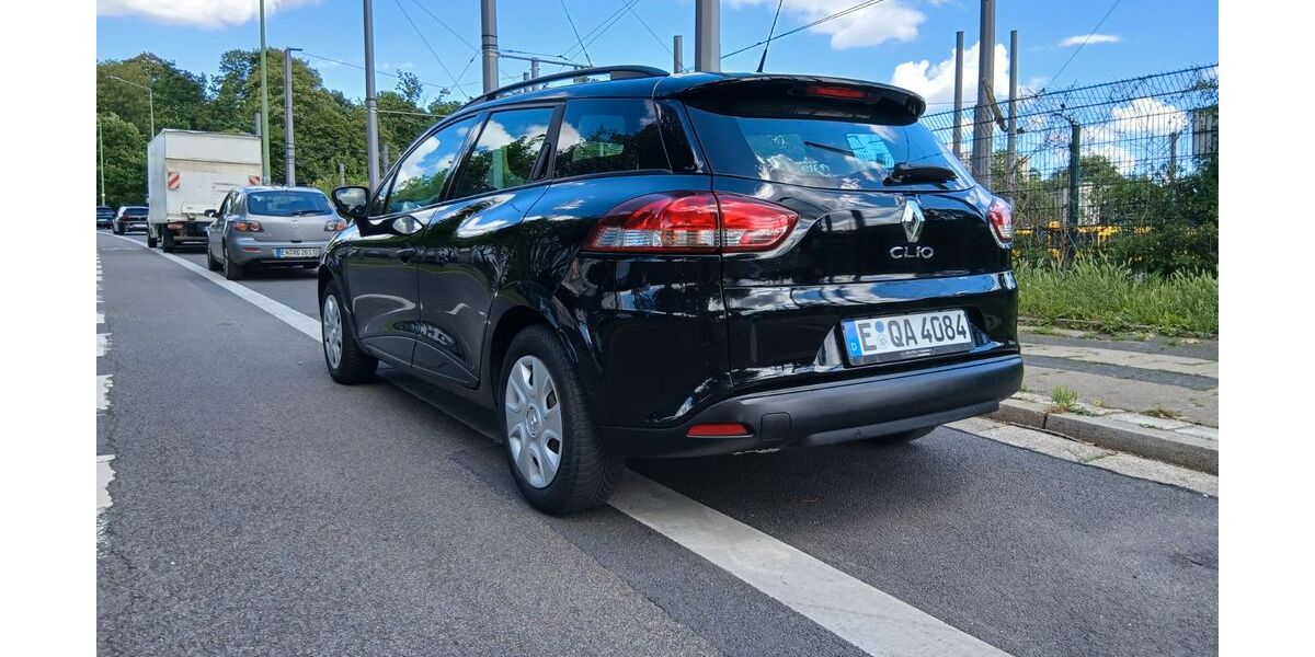 Renault Clio 80.000 km 5.499 &euro; Essen 45141