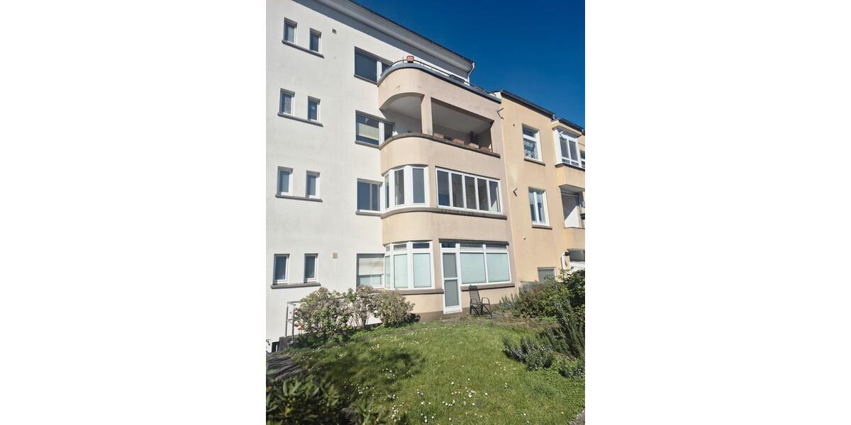 Erdgeschoßwohnung Essen Stadtbezirk III - 2 Zimmer, 83 m&sup2;, 780&euro; | Angebot:26380168