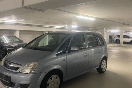 Opel Meriva 146.341 km 2.500 &euro; Essen 45326