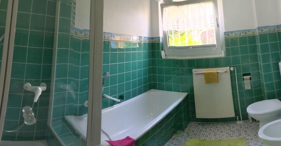 Mehrfamilienhaus, Wohnhaus Kaarst - 9 Zimmer, 240 m&sup2;, 665.000&euro; | Angebot:27096799