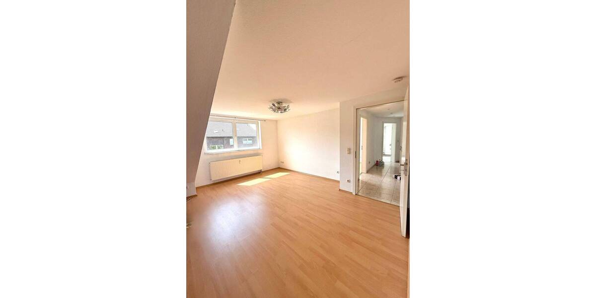 Etagenwohnung Duisburg Friemersheim - 3 Zimmer, 80 m&sup2;, 660&euro; | Angebot:26893225