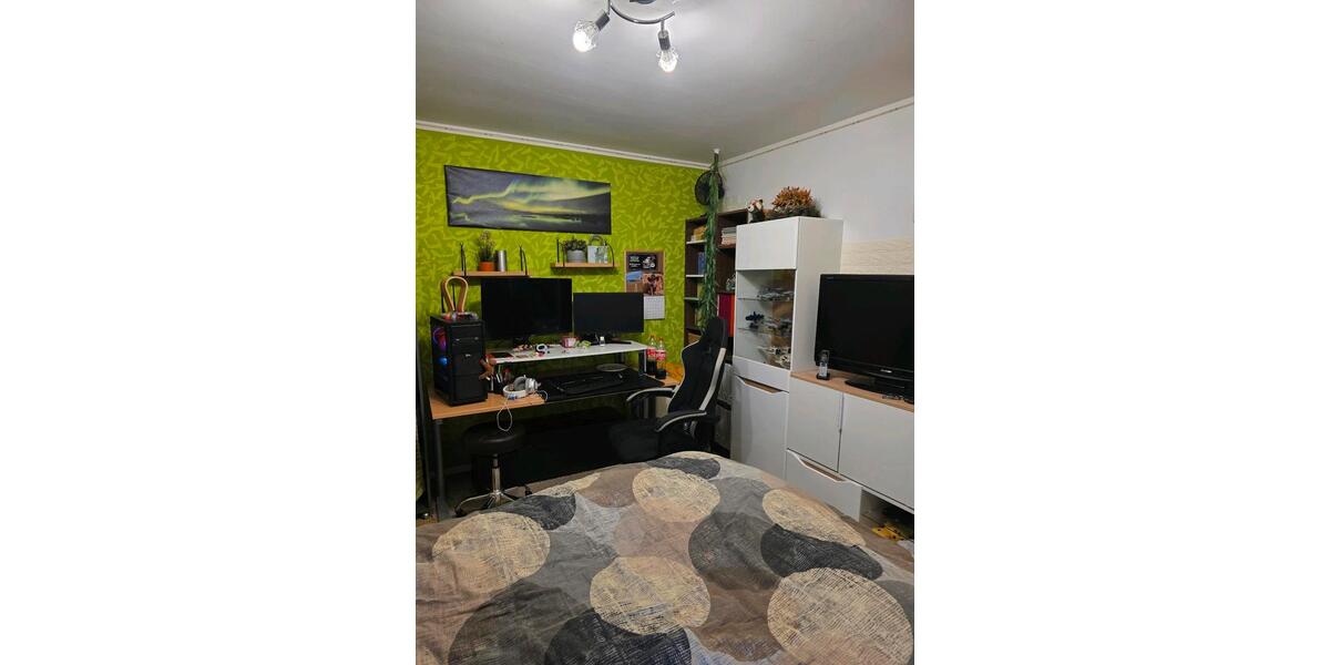 Etagenwohnung Duisburg Huckingen - 4.5 Zimmer, 96 m&sup2;, 280.000&euro; | Angebot:24827061