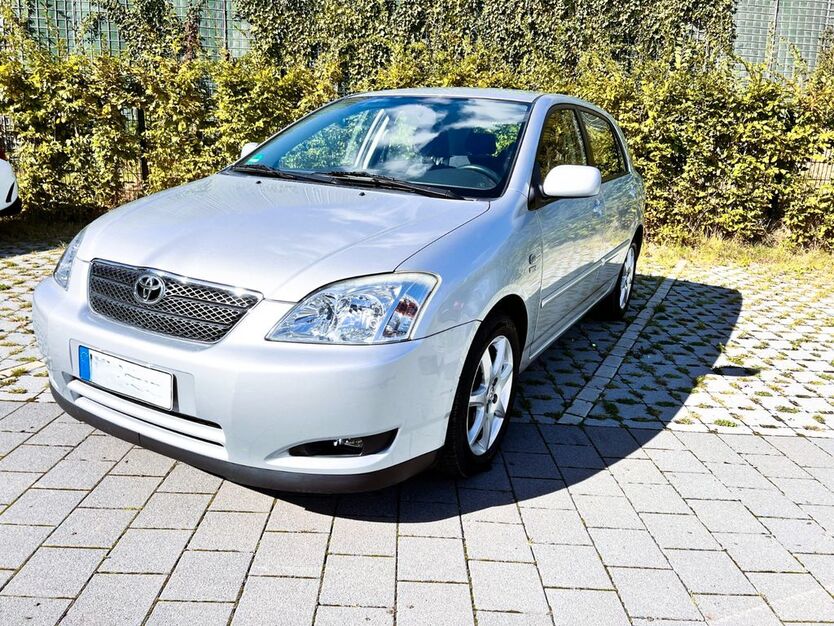 Toyota Corolla 94.000 km 6.000 € Heiligenhaus 42579