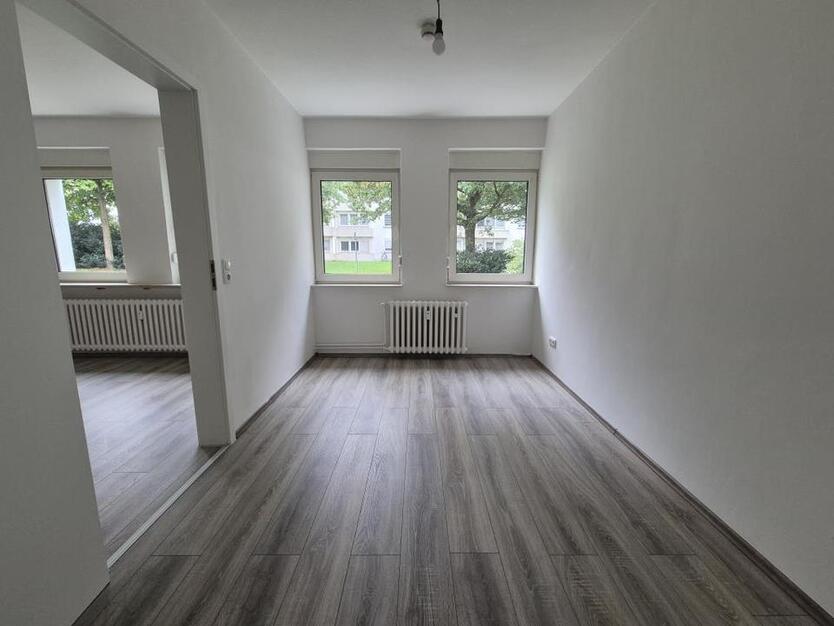 Helle 4-Zimmer-Wohnung mit Balkon! zimmer