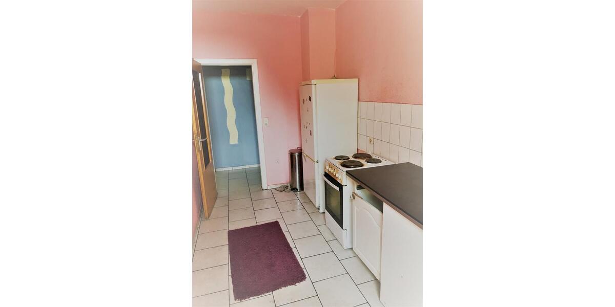 GE Rotth. 1OG 3 SZ + WZ + Küche + Bad + Korr + Keller 86 QM 5 zimmer