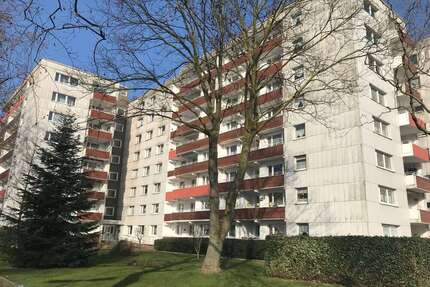 Wohnung zum Kaufen in Duisburg 72.000 € 61 m²