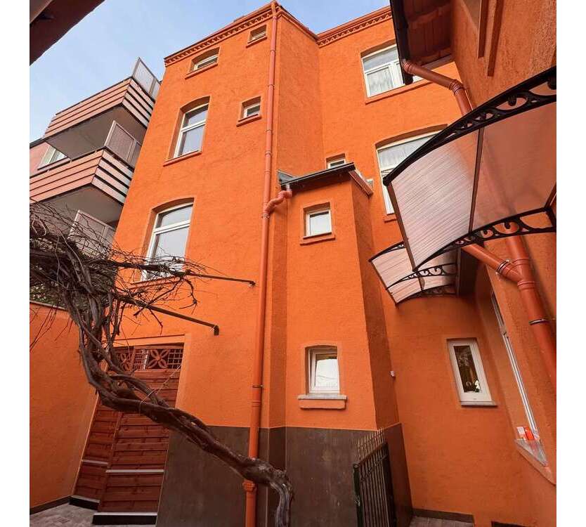 Haus zum Kaufen in Duisburg- Marxloh 845.000 € 490 m²