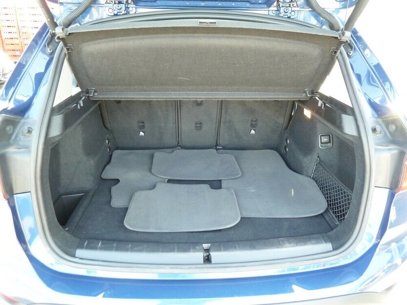 X1 X drive18 D Avantage Sportsitzei AHK PDC DAB