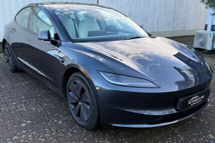 Tesla Model 3 56.589 km 35.450 &euro; Kaarst 41564
