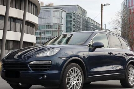 Porsche Cayenne 149.000 km 21.000 &euro; Düsseldorf 40221