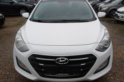 Hyundai i30 212.000 km 3.999 &euro; Oberhausen 46149