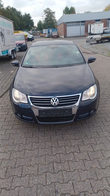 VW Eos 214.000 km 2.450 € Moenchengladbach 41238
