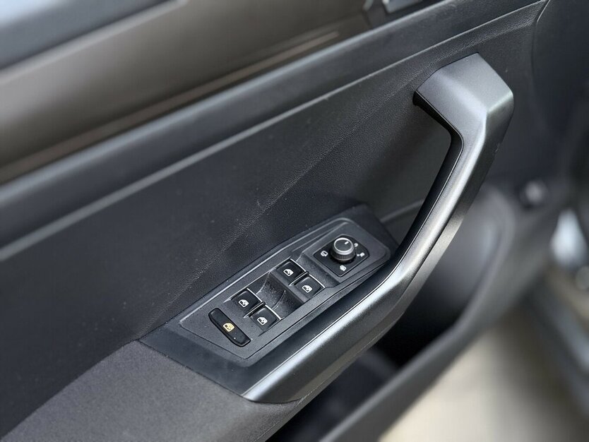 T-Roc R line / 4Motion / Keyless Go / PANO