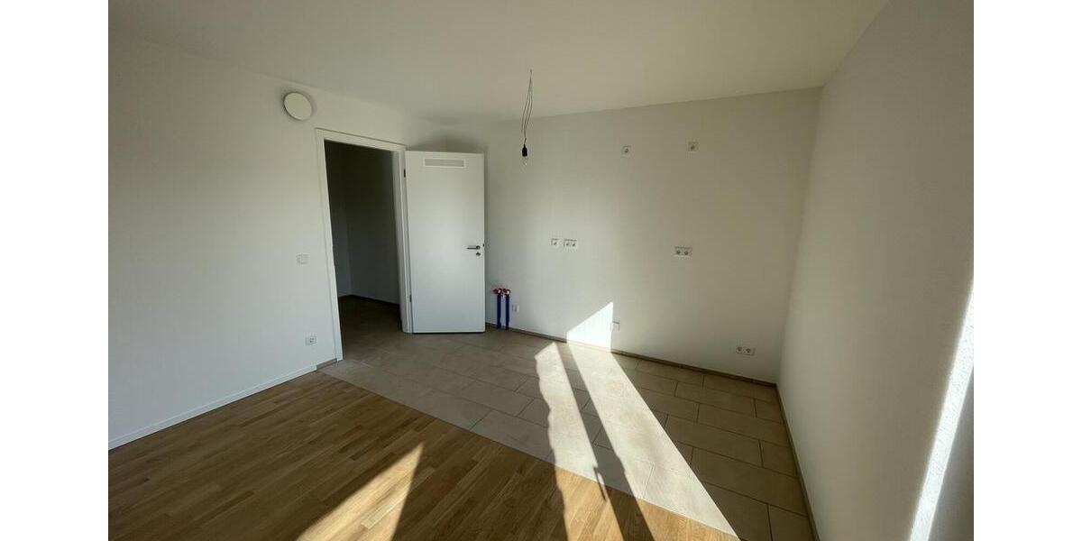 Etagenwohnung Krefeld Cracau - 3 Zimmer, 93 m&sup2;, 1.303&euro; | Angebot:25423602