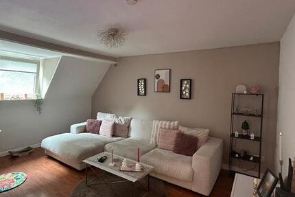 2 Zimmer Dachgeschoss Wohnung in Moers Einzugsbereit 1.1.2026 zimmer