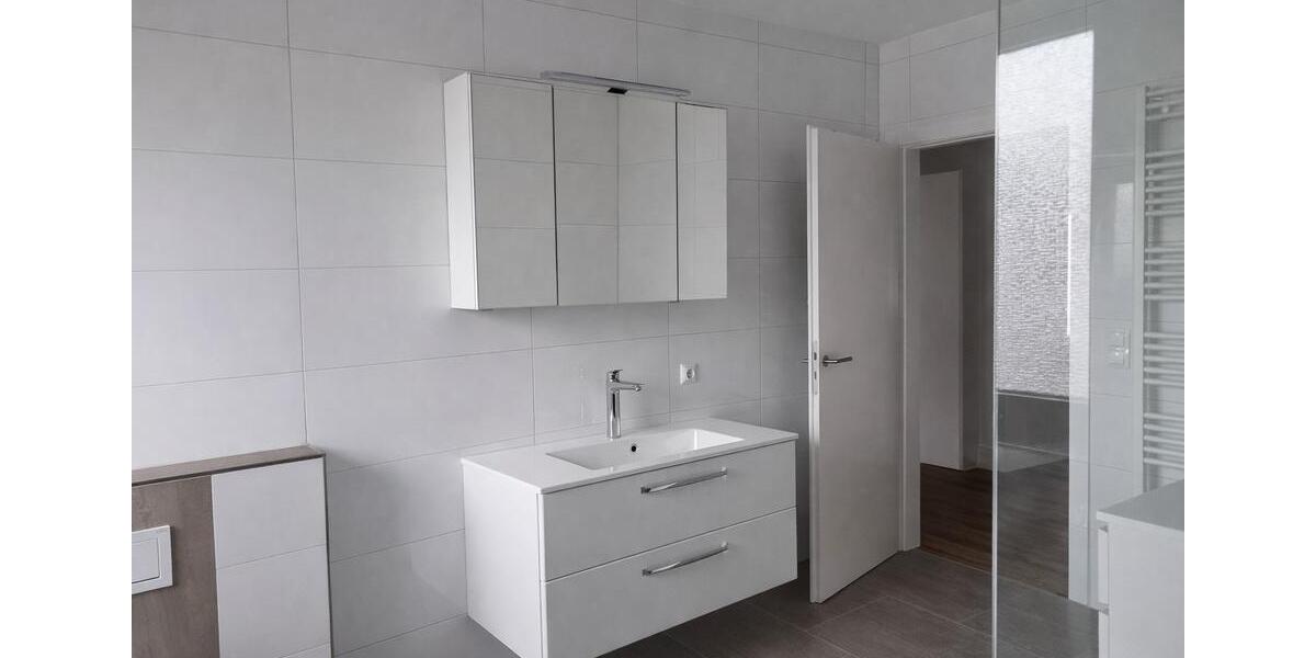 Reihenhaus Moers Rheinkamp - 4.5 Zimmer, 110 m&sup2;, 398.000&euro; | Angebot:24845277