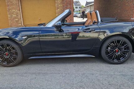Fiat 124 Spider 86.000 km 15.699 &euro; Gelsenkirchen 45881