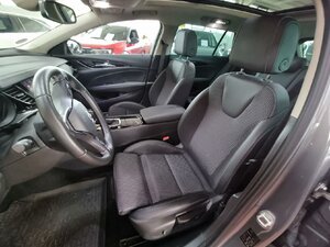 Opel Insignia Innovation Pano Navi Pro Winterpak. Park& 70.133 km 18.970 € HAAN 42781