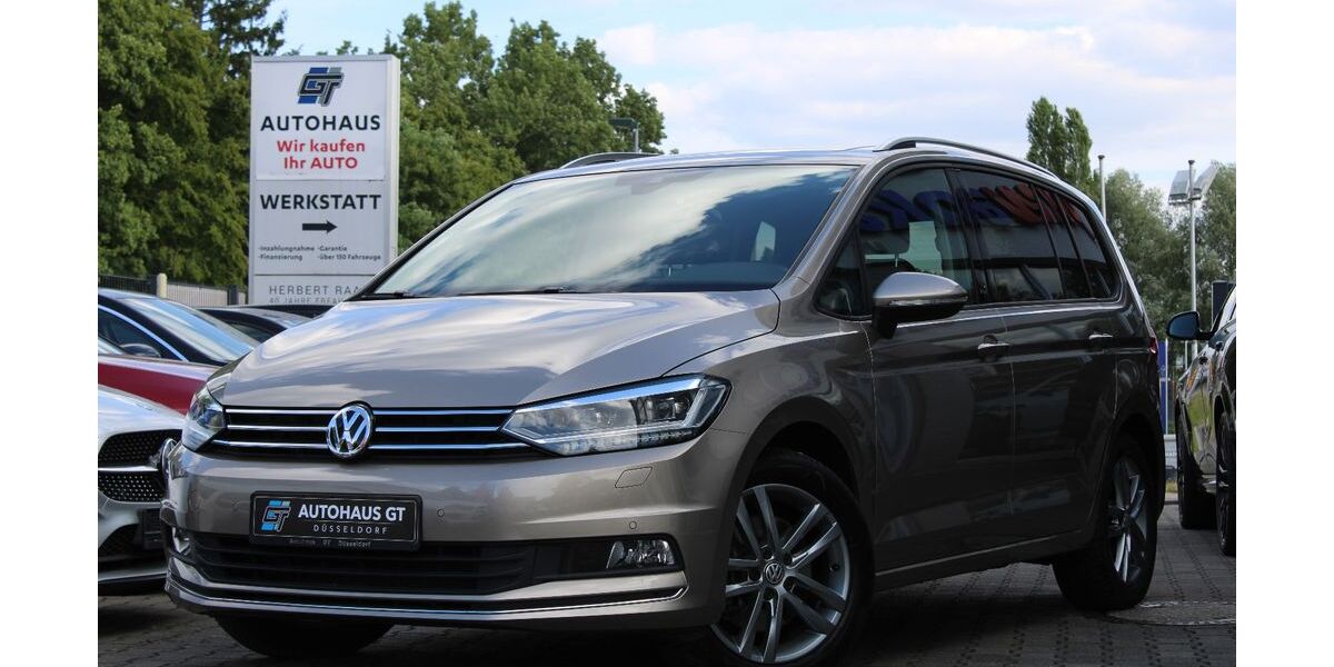 VW Touran 56.626 km 22.999 &euro; Düsseldorf 40625