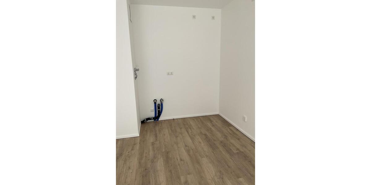 Erdgeschoßwohnung Essen Südviertel - 2 Zimmer, 65 m&sup2;, 809&euro; | Angebot:26249922