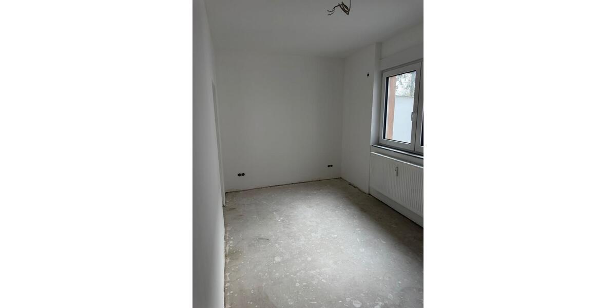 Erdgeschoßwohnung Oberhausen Rothebusch - 3 Zimmer, 75 m&sup2;, 750&euro; | Angebot:25308407