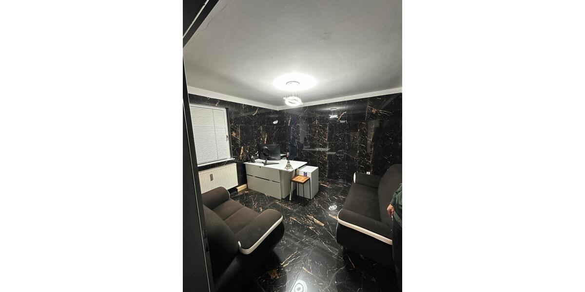 Gewerbeobjekt Düsseldorf Niederkassel - 2.490&euro; | Angebot:26093012