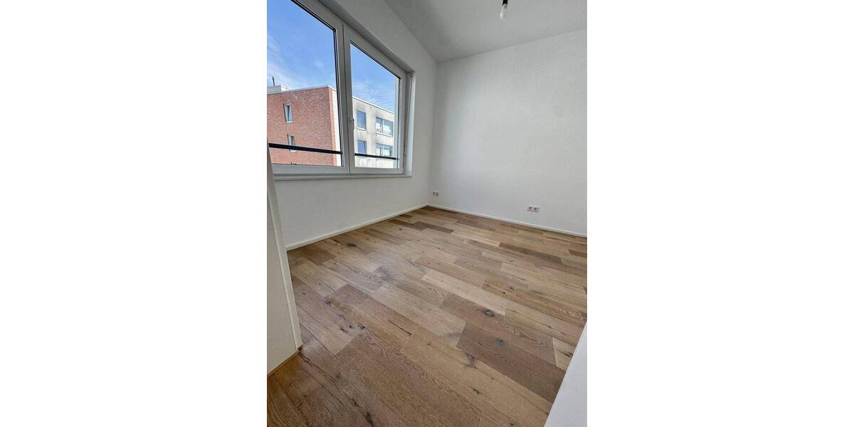 Reihenmittelhaus Düsseldorf Flingern Süd - 6 Zimmer, 150 m&sup2;, 2.950&euro; | Angebot:26877574