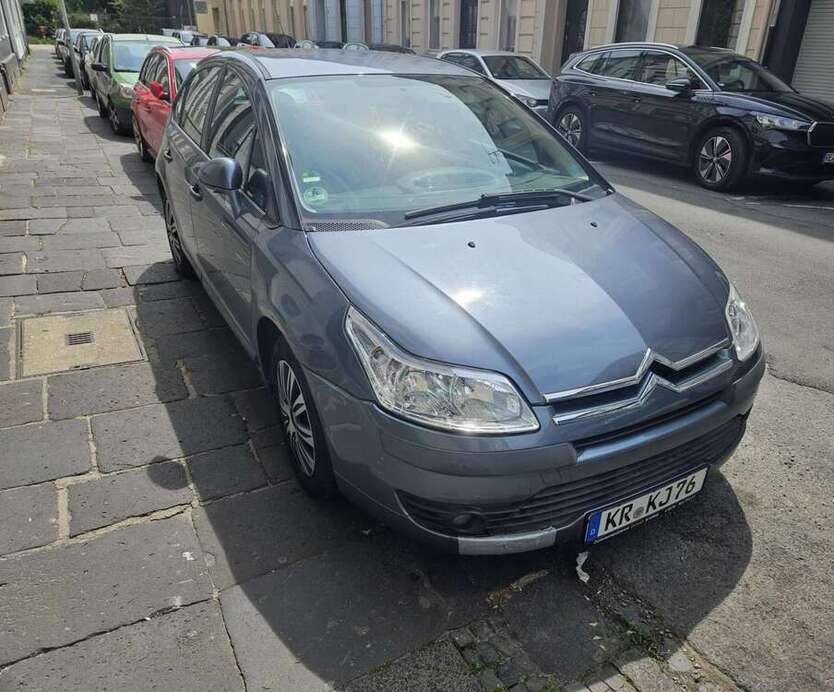 C4