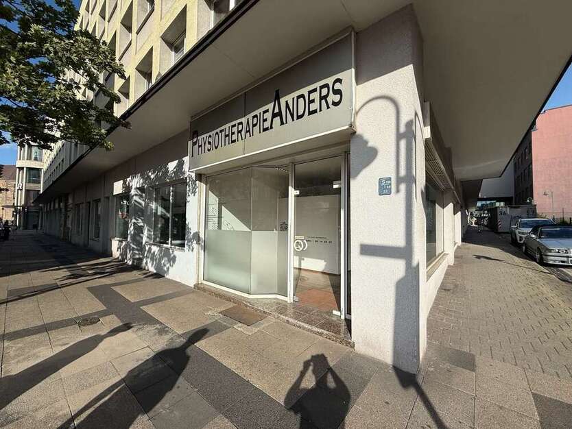 Büro in Duisburg 1.800 € 167 m²