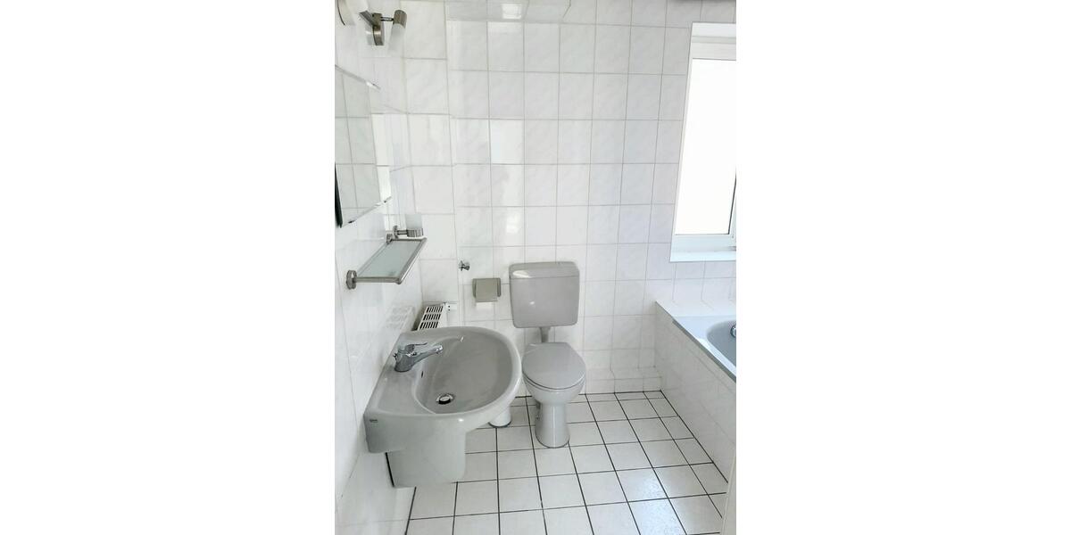Etagenwohnung Oberhausen Alsfeld - 3.5 Zimmer, 74 m&sup2;, 450&euro; | Angebot:26381528