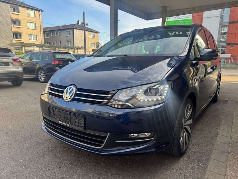 VW Sharan 165.000 km 17.990 € Mülheim Ruhr 45475