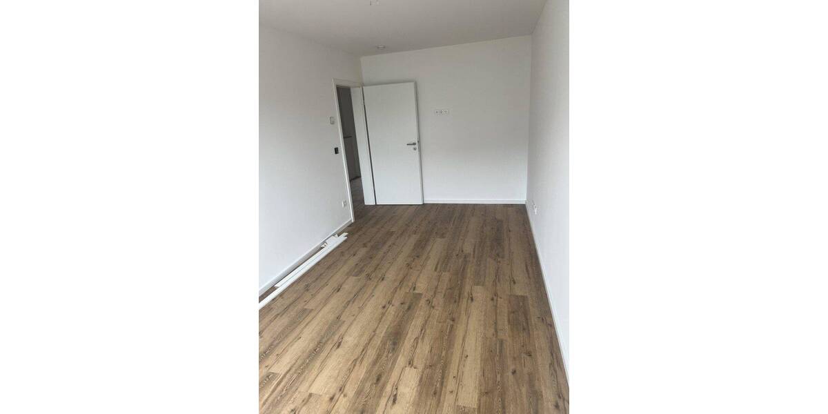 Reihenendhaus Moers Hochstraß - 4 Zimmer, 105 m&sup2;, 1.480&euro; | Angebot:26607336