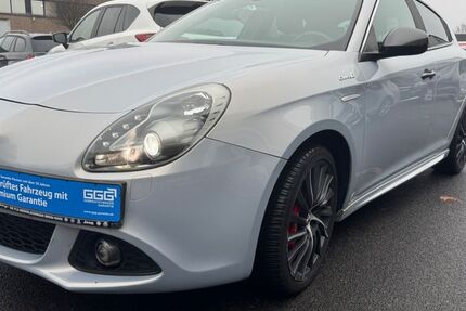 Alfa Romeo Giulietta 142.062 km 9.390 € Düsseldorf 40233