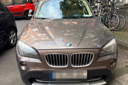 BMW X1 213.000 km 5.990 &euro; Düsseldorf 40219