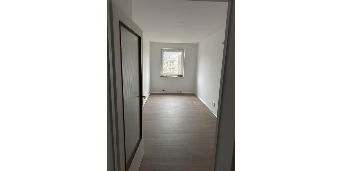 Etagenwohnung Meerbusch Kierst - 2 Zimmer, 64 m&sup2;, 900&euro; | Angebot:25049450