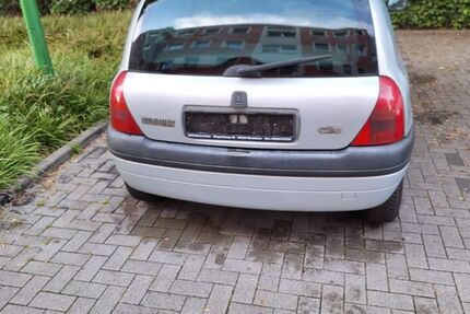 Renault Clio 176.042 km 999 € Voerde 46562