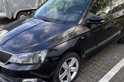 Skoda Fabia 52.000 km 8.550 &euro; Kaarst Büttgen 41564