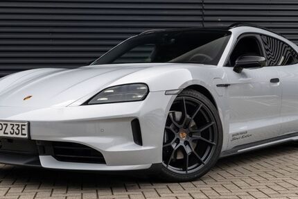 Porsche Taycan 9.000 km 111.900 &euro; Moers 47441