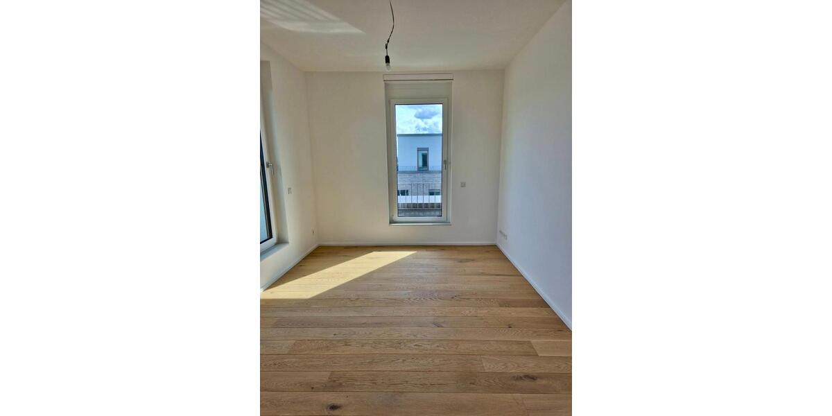 NEUBAU - barrierefreie Penthouse-Wohnung mit traumhafter Terrasse 3 zimmer