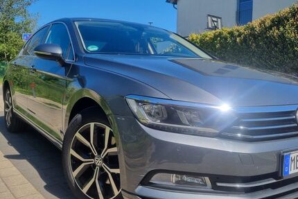 VW Passat 243.097 km 10.990 &euro; Velbert 42551