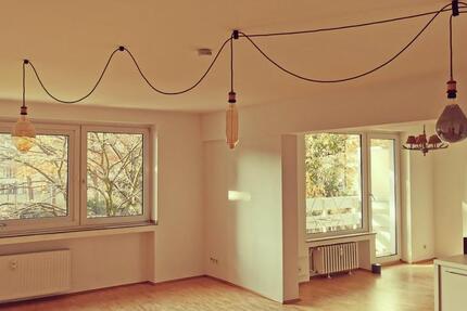 Familienfreundliche EW in Düsseltal – zwei sonnige ruhige Balkone zimmer