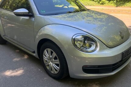 VW Beetle 146.000 km 5.700 &euro; Essen 45356